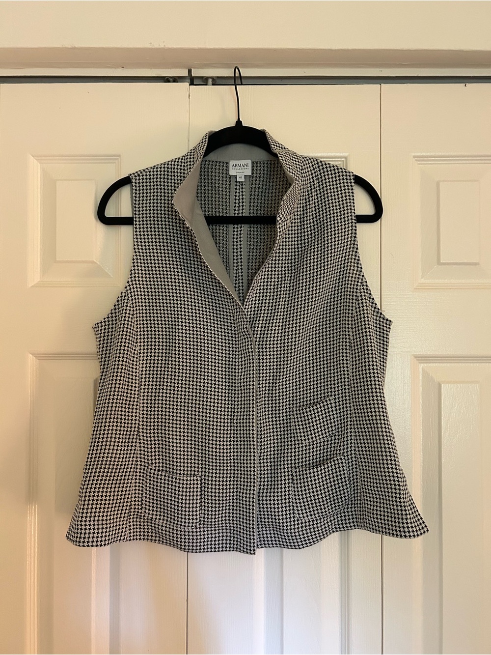 Armani Collezioni Black White Houndstooth Formal Business Vest Size 46 (US 10)